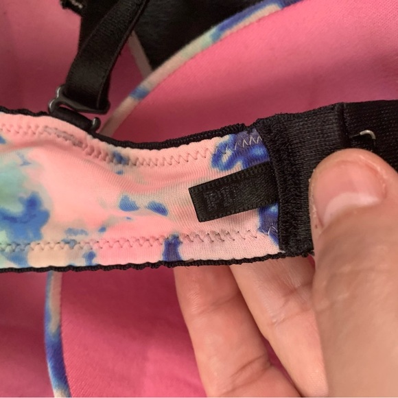 PINK Wear Everywhere Super Push Up Tie Dye Bra - Picture 5 of 6